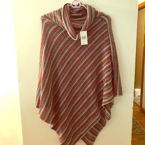 Women’s sweater poncho